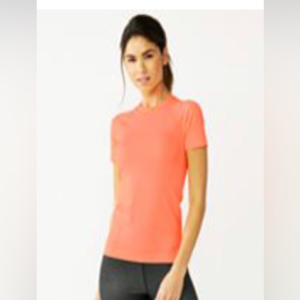 Tek Gear women’s top and leggings set top medium & Leggings Large wild flamingo